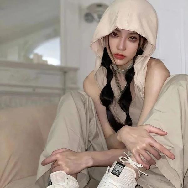 心不在焉的服务生 高清在线观看